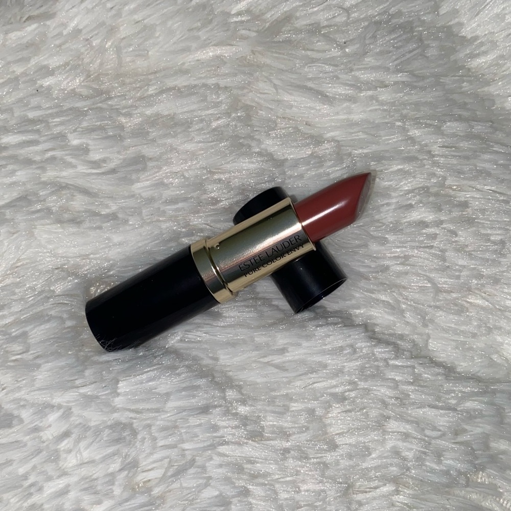 Estēe Lauder Lipstick